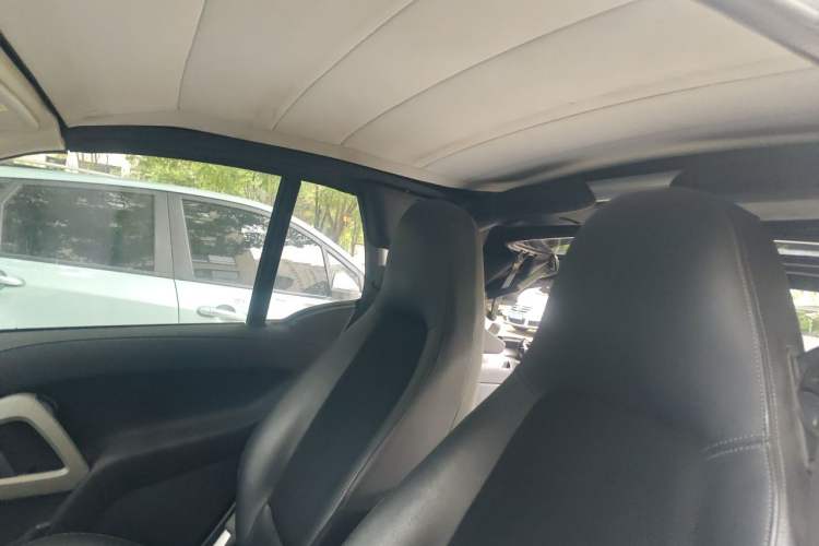Used smart fortwo 2012 1.0T Convertible Passion Edition Headliner