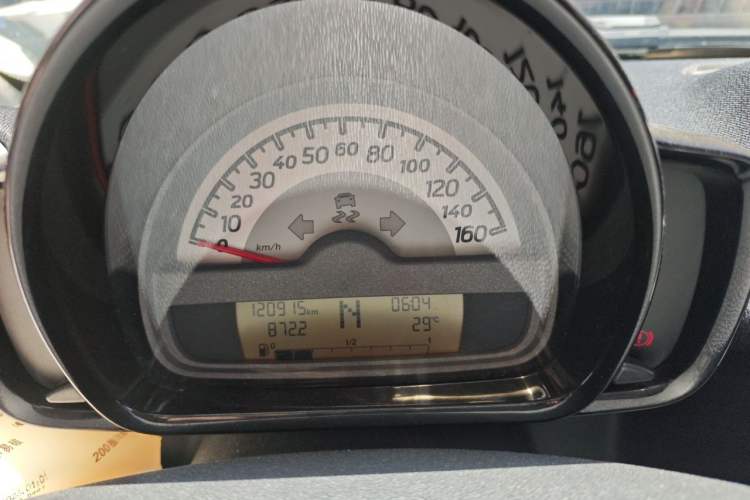 Used smart fortwo 2012 1.0 MHD Convertible Passion Edition Instrument Cluster