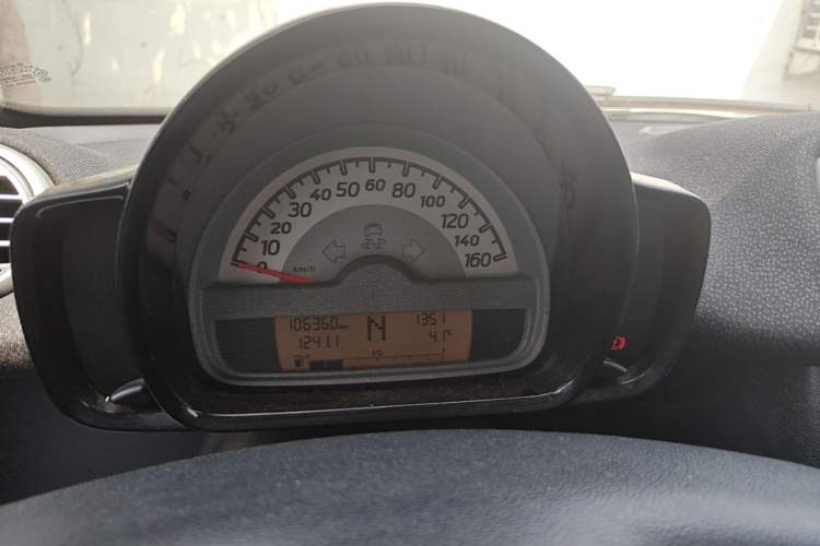 Used smart fortwo 2012 1.0 MHD Hardtop Standard Edition Instrument Cluster