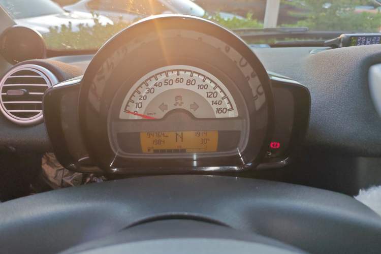 Used smart fortwo 2012 1.0 MHD Hardtop Comfort Edition Instrument Cluster