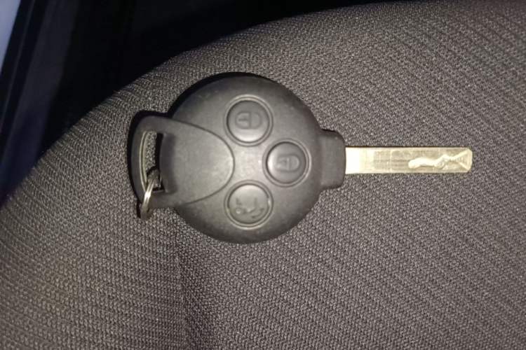 Used smart fortwo 2012 1.0 MHD Hardtop Standard Edition Interior 1