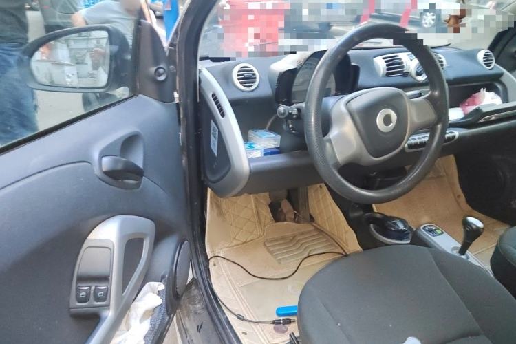 Used smart fortwo 2012 1.0 MHD Hardtop Comfort Edition Interior 3