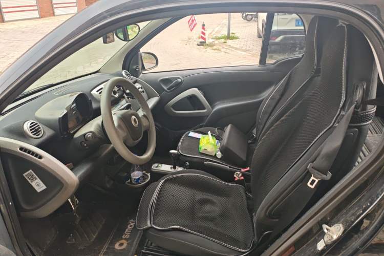 Used smart fortwo 2012 1.0 MHD Hardtop Standard Edition Left Front Seat