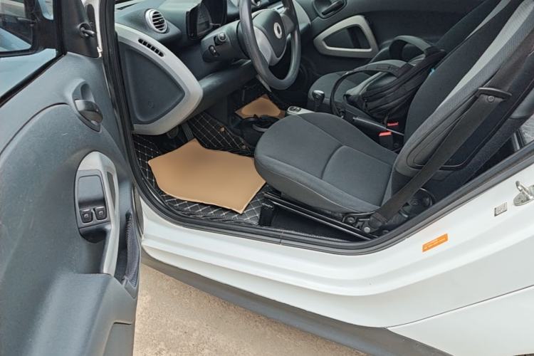 Used smart fortwo 2012 1.0 MHD Hardtop Standard Edition Left Front Seat