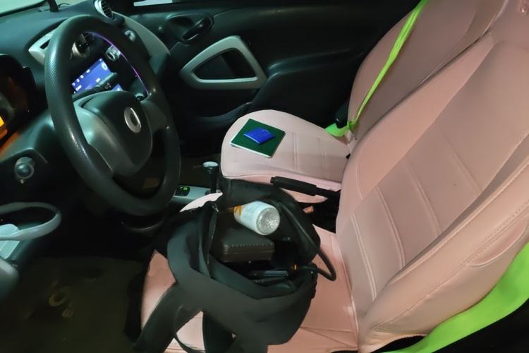 Used smart fortwo 2012 1.0 MHD Hardtop Standard Edition Left Front Seat