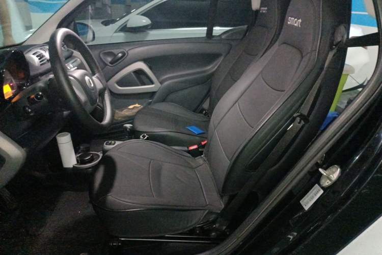 Used smart fortwo 2012 1.0 MHD Hardtop Standard Edition Left Front Seat