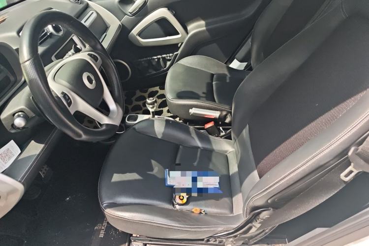 Used smart fortwo 2012 1.0T Bosu Xclusive Edition Left Front Seat