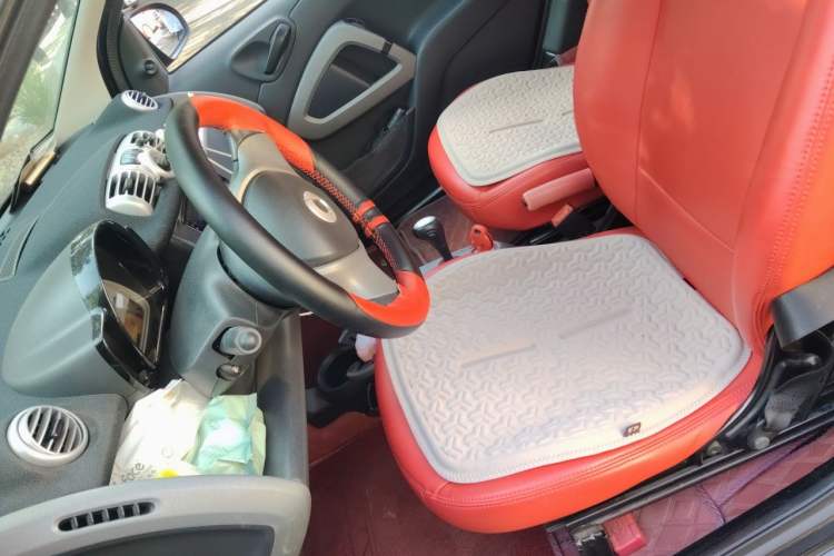 Used smart fortwo 2012 1.0 MHD Hardtop Comfort Edition Left Front Seat
