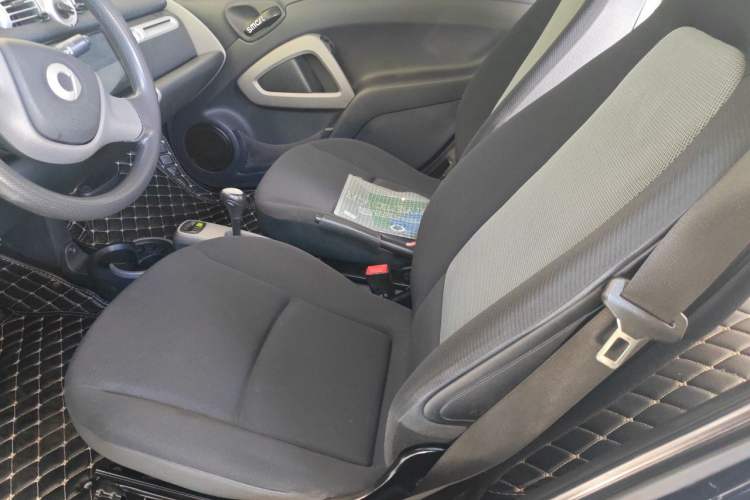 Used smart fortwo 2012 1.0 MHD Hardtop Standard Edition Left Front Seat