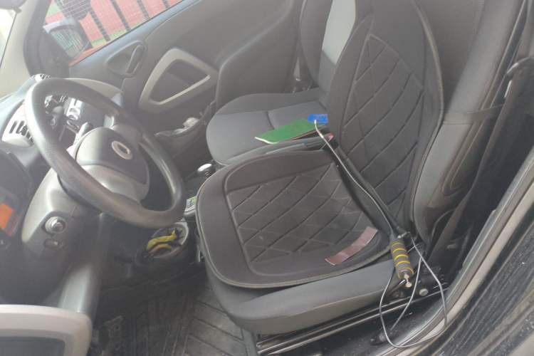 Used smart fortwo 2012 1.0 MHD Hardtop Standard Edition Left Front Seat