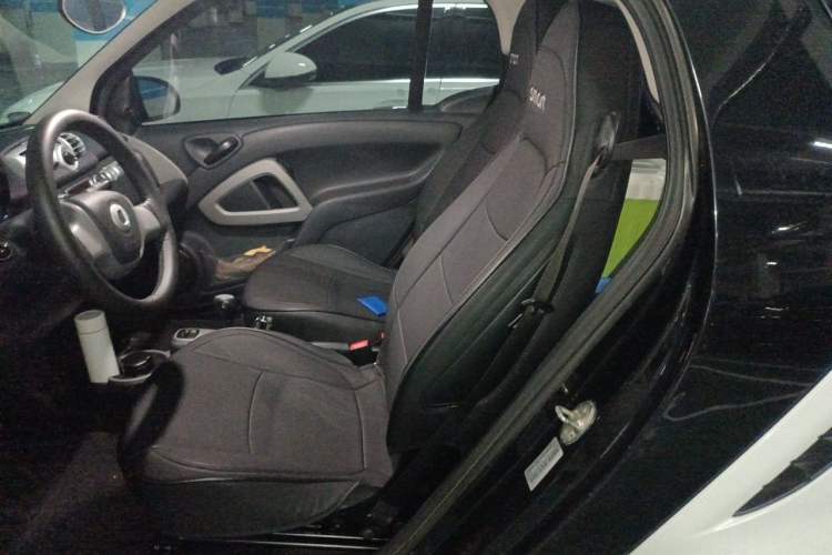 Used smart fortwo 2012 1.0 MHD Hardtop Standard Edition Left Rear Seat