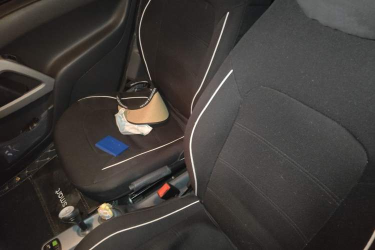 Used smart fortwo 2012 1.0 MHD Hardtop Standard Edition Left Rear Seat