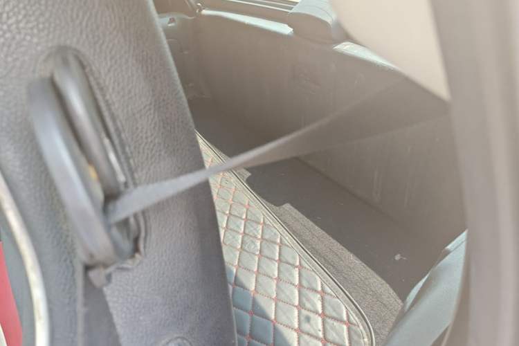 Used smart fortwo 2012 1.0 MHD Hardtop Standard Edition Left Rear Seat