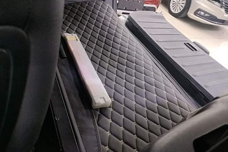 Used smart fortwo 2012 1.0 MHD Hardtop Standard Edition Left Rear Seat