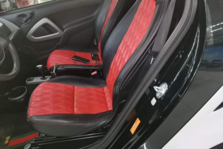 Used smart fortwo 2012 1.0 MHD Hardtop Standard Edition Left Rear Seat