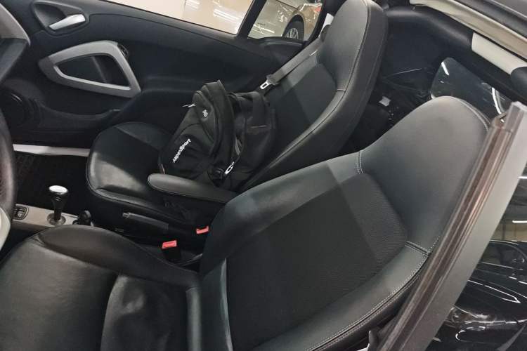 Used smart fortwo 2012 1.0T Convertible Passion Edition Left Rear Seat