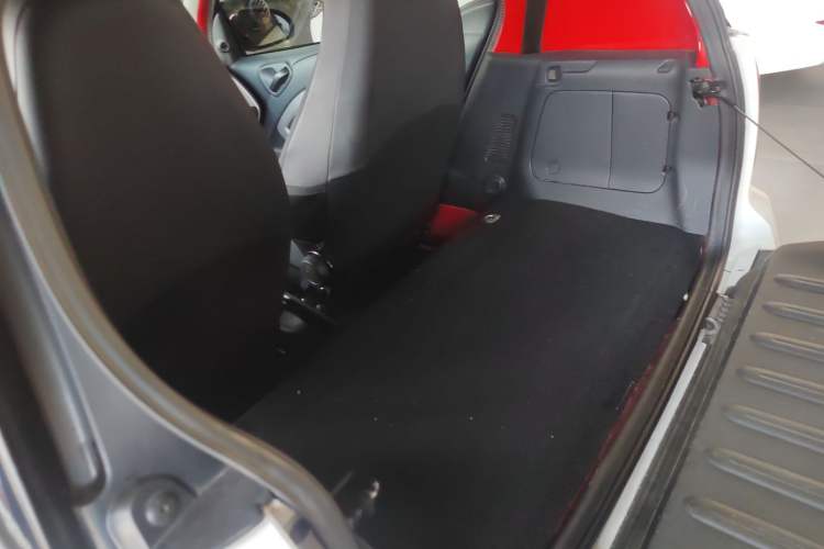 Used smart fortwo 2012 1.0 MHD Hardtop Standard Edition Left Rear Seat