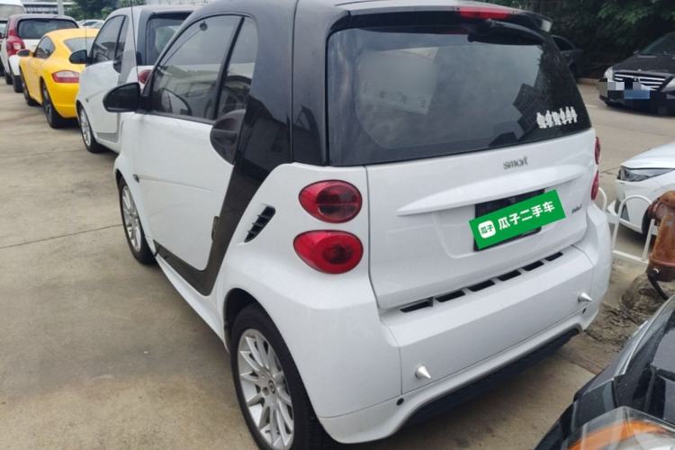 Used smart fortwo 2012 1.0 MHD Hardtop Comfort Edition Rear Left 45 Deg