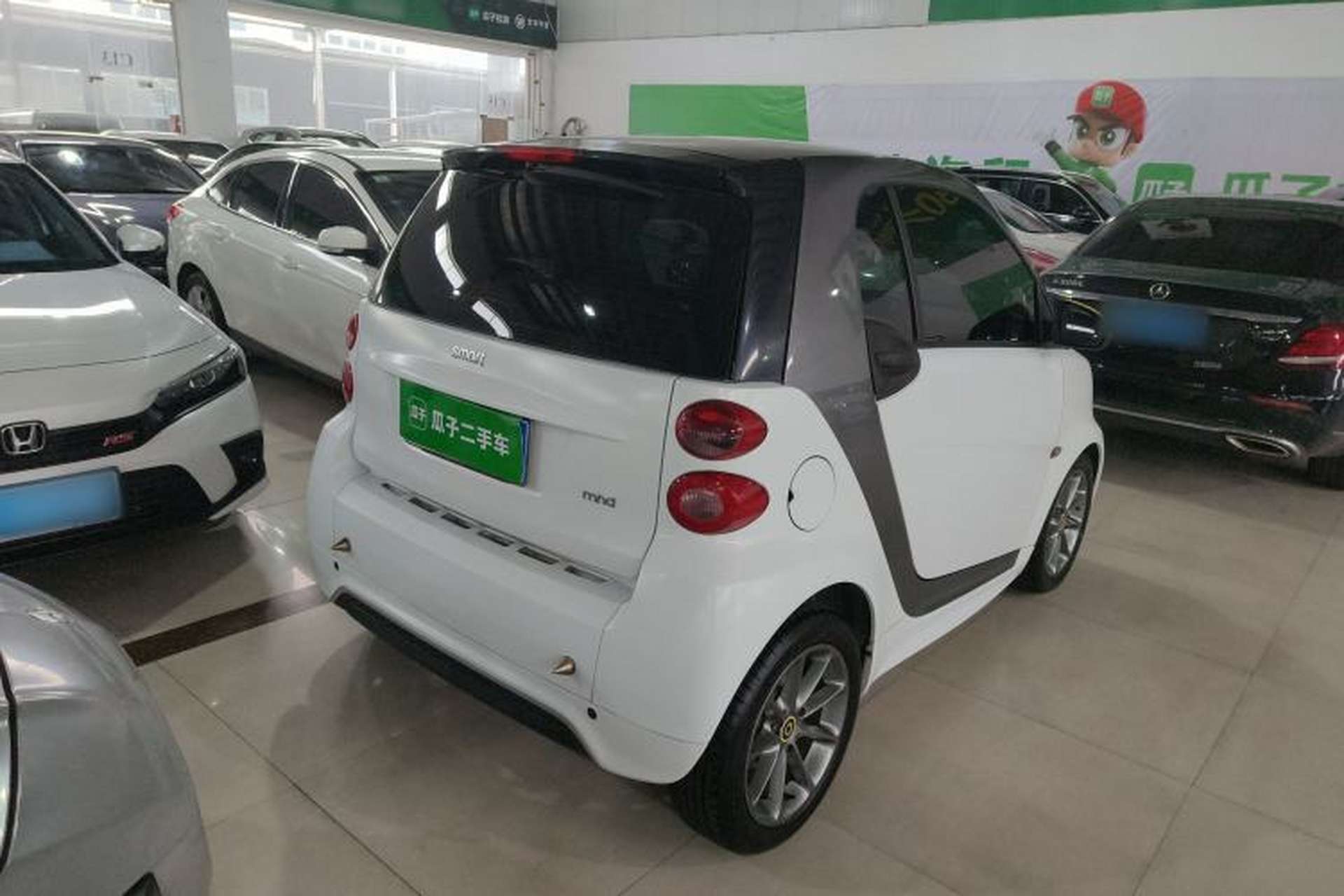 Used smart fortwo 2012 1.0 MHD Hardtop Passion Edition Rear Right 45 Deg