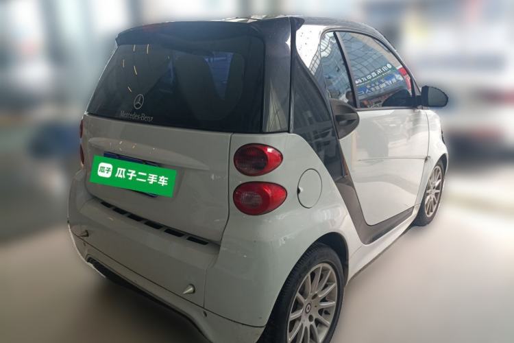 Used smart fortwo 2012 1.0 MHD Hardtop Comfort Edition Rear Right 45 Deg