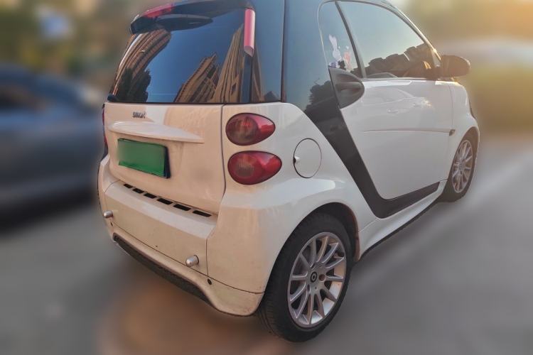 Used smart fortwo 2012 1.0 MHD Hardtop Comfort Edition Rear Right 45 Deg