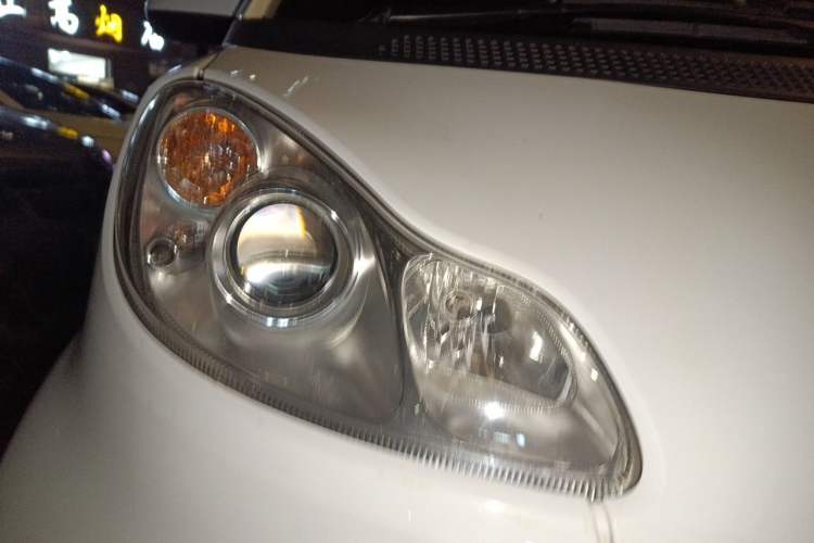 Used smart fortwo 2012 1.0 MHD Hardtop Standard Edition Right Front Headlight