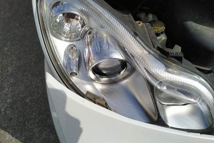 Used smart fortwo 2012 1.0 MHD Hardtop Standard Edition Right Front Headlight