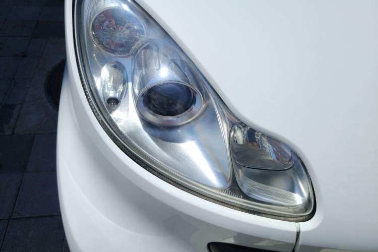 Used smart fortwo 2012 1.0 MHD Hardtop Standard Edition Right Front Headlight