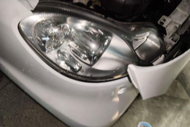 Used smart fortwo 2012 1.0 MHD Hardtop Standard Edition Right Front Headlight