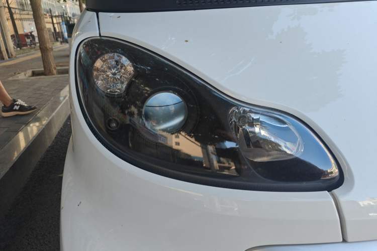 Used smart fortwo 2012 1.0T Bosu Xclusive Edition Right Front Headlight