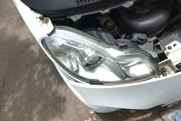 Used smart fortwo 2012 1.0T Hardtop Passion Edition Right Front Headlight