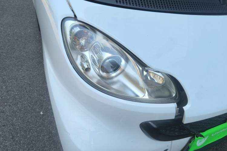 Used smart fortwo 2012 1.0 MHD Hardtop Standard Edition Right Front Headlight