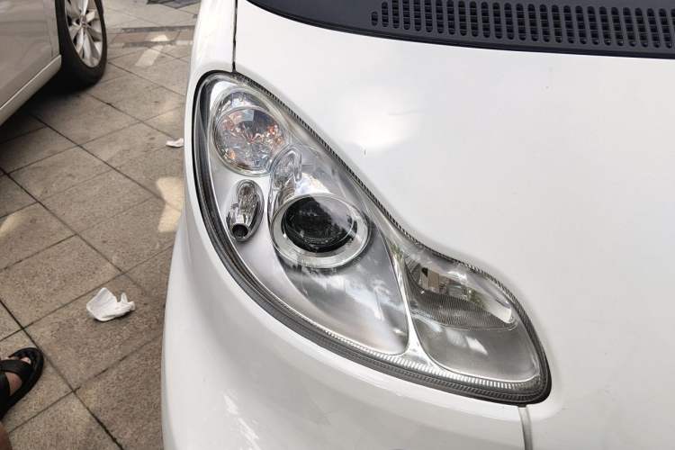 Used smart fortwo 2012 1.0 MHD Hardtop Standard Edition Right Front Headlight