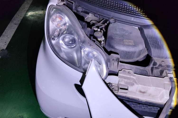 Used smart fortwo 2012 1.0T Convertible Passion Edition Right Front Headlight