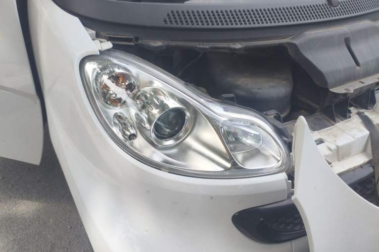 Used smart fortwo 2012 1.0 MHD Hardtop Standard Edition Right Front Headlight