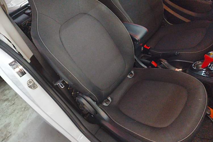 Used smart fortwo 2012 1.0 MHD Hardtop Comfort Edition Right Front Seat