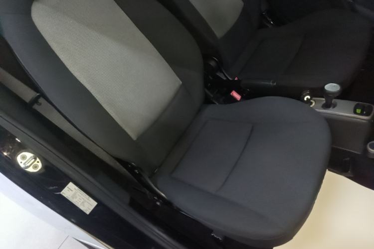 Used smart fortwo 2012 1.0 MHD Hardtop Standard Edition Right Front Seat