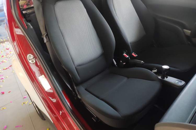 Used smart fortwo 2012 1.0 MHD Hardtop Standard Edition Right Front Seat