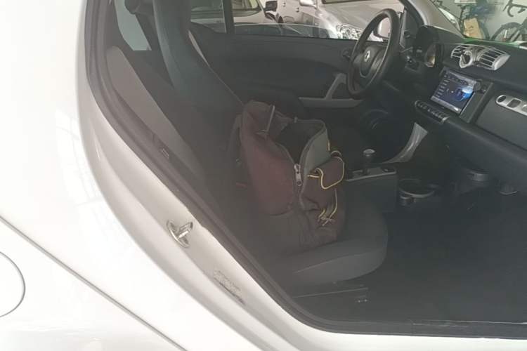 Used smart fortwo 2012 1.0 MHD Hardtop Comfort Edition Right Front Seat