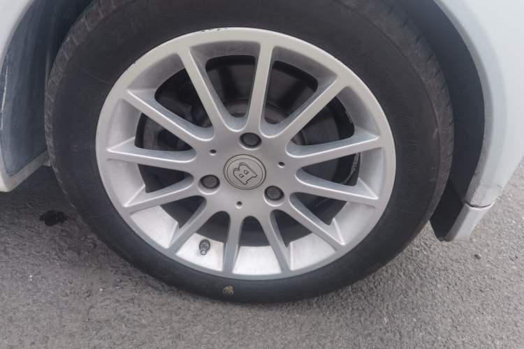Used smart fortwo 2012 1.0 MHD Hardtop Comfort Edition Right Front Wheel Hub
