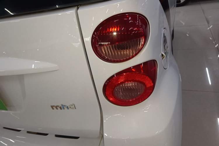 Used smart fortwo 2012 1.0 MHD Hardtop Standard Edition Right Rear Taillight