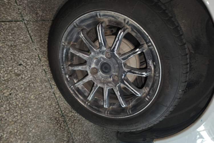 Used smart fortwo 2012 1.0 MHD Hardtop Standard Edition Right Rear Wheel Hub