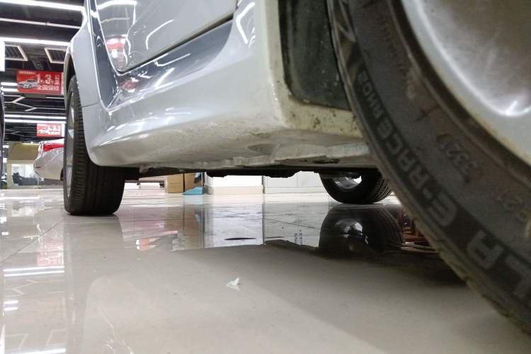 Used smart fortwo 2012 1.0 MHD Convertible Passion Edition Right Side Sill