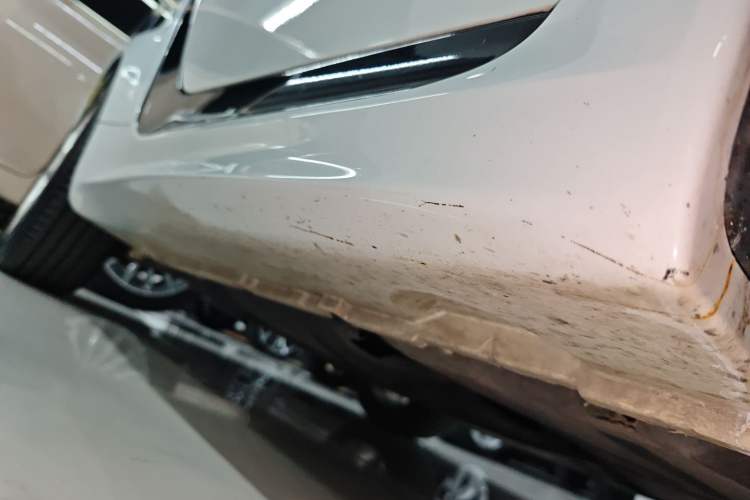 Used smart fortwo 2012 1.0T Convertible Passion Edition Right Side Sill