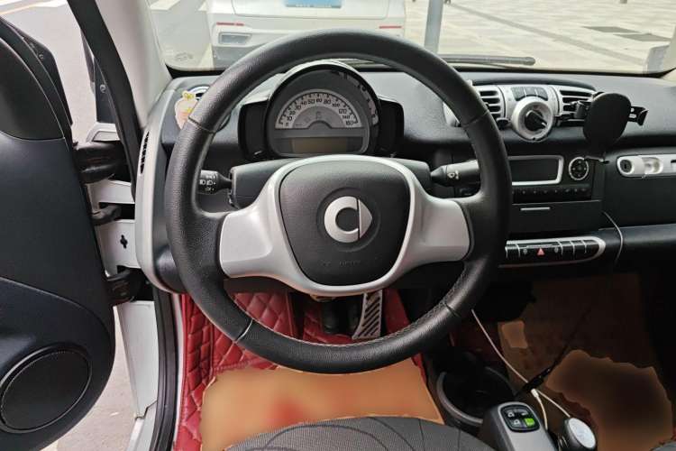 Used smart fortwo 2012 1.0 MHD Convertible Passion Edition Steering Wheel