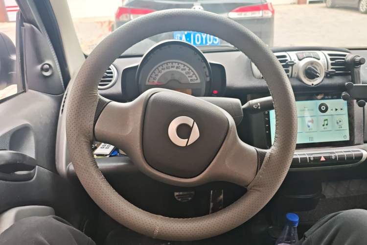 Used smart fortwo 2012 1.0 MHD Hardtop Standard Edition Steering Wheel