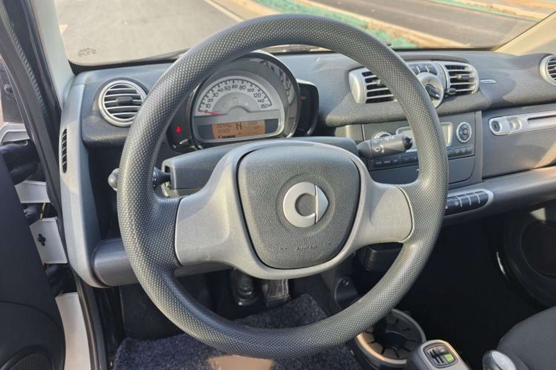 Used smart fortwo 2012 1.0 MHD Hardtop Standard Edition Steering Wheel