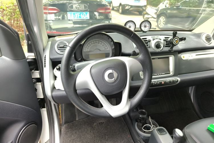 Used smart fortwo 2012 1.0T Hardtop Passion Edition Steering Wheel