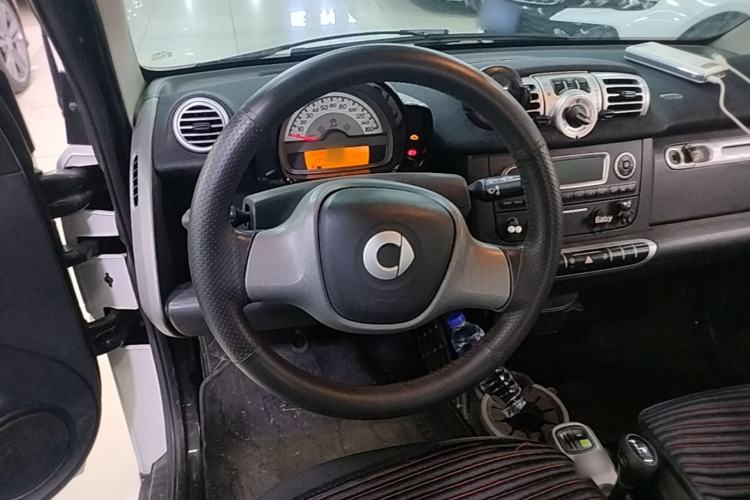 Used smart fortwo 2012 1.0 MHD Hardtop Standard Edition Steering Wheel
