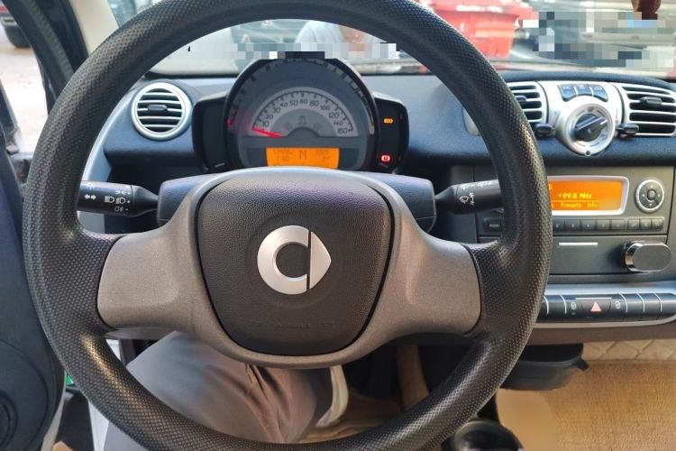 Used smart fortwo 2012 1.0 MHD Hardtop Comfort Edition Steering Wheel